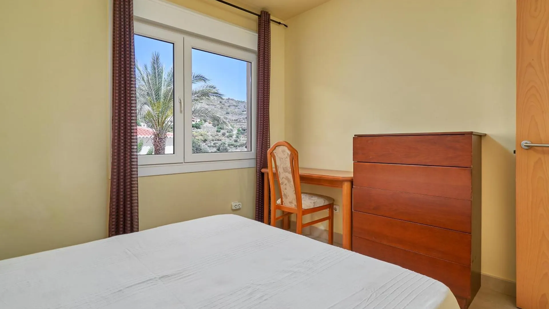 Excellent Views, Beach And Mountain Almunecar Holiday home